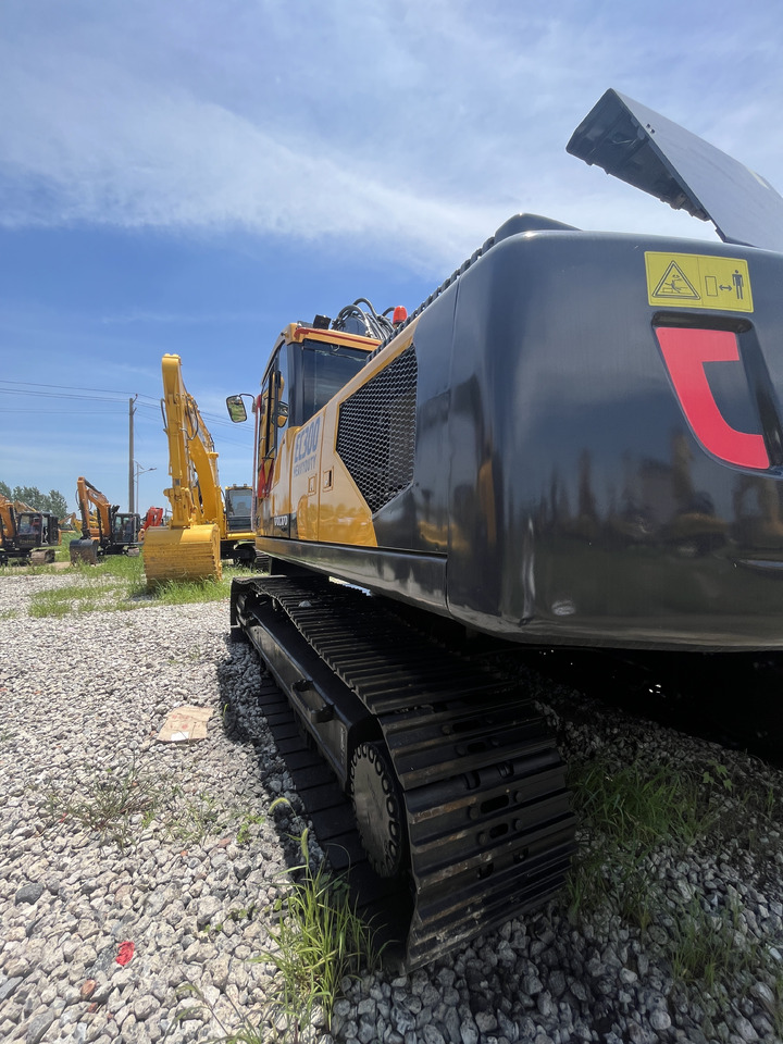 Volvo EC300DL - Lintekskavaator: pilt 4 Volvo EC300DL - Lintekskavaator: pilt 4