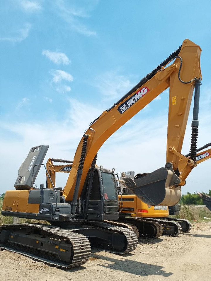 Lintekskavaator XCMG XE215DA: pilt 8