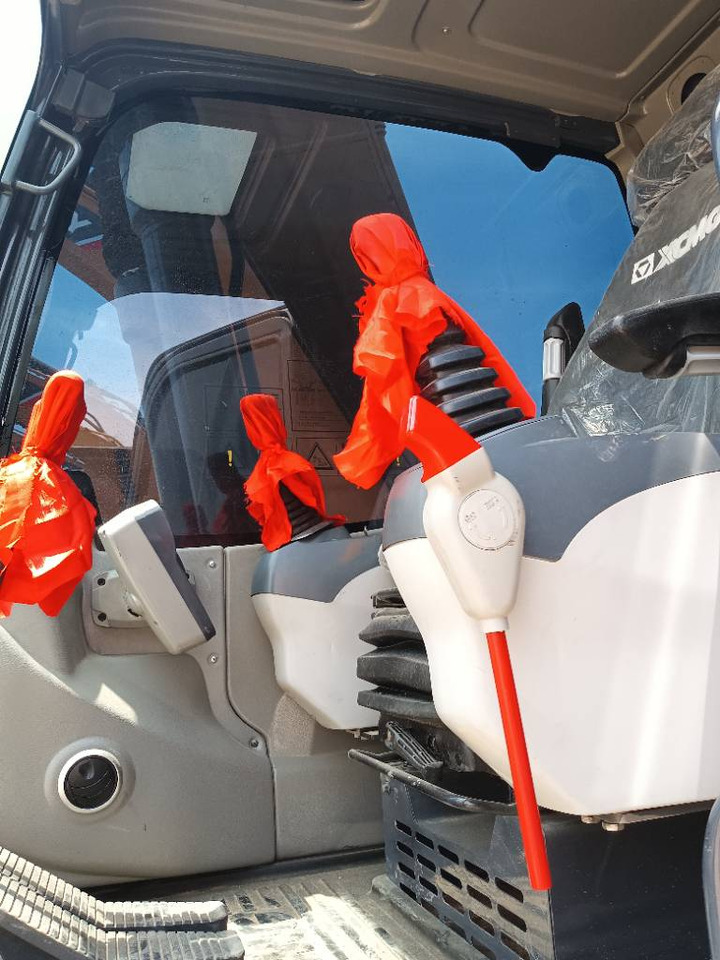 Lintekskavaator XCMG XE215DA: pilt 6