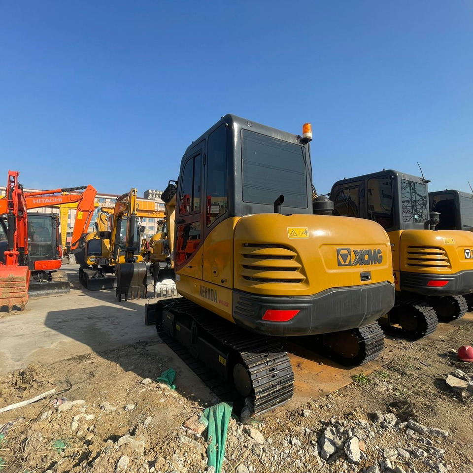 XCMG XE60DA - Miniekskavaator: pilt 2 XCMG XE60DA - Miniekskavaator: pilt 2