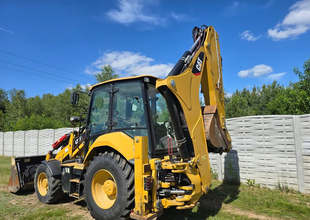 Ekskavaator-laadur Caterpillar: pilt 9