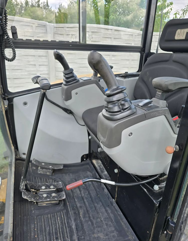Caterpillar - Miniekskavaator: pilt 3 Caterpillar - Miniekskavaator: pilt 3