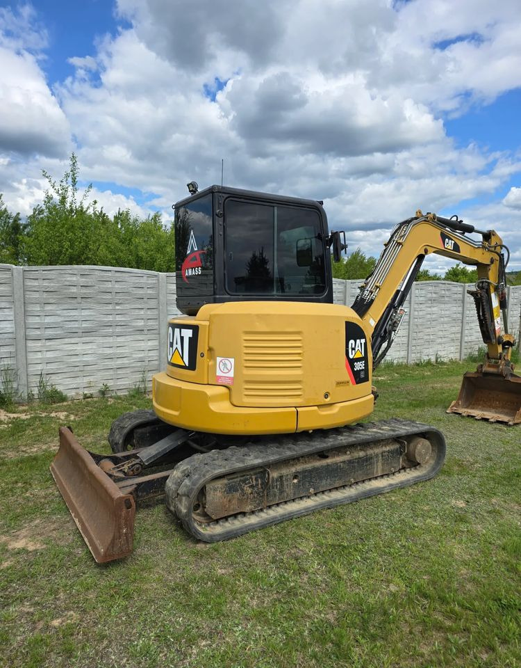 Caterpillar - Lintekskavaator: pilt 1 Caterpillar - Lintekskavaator: pilt 1