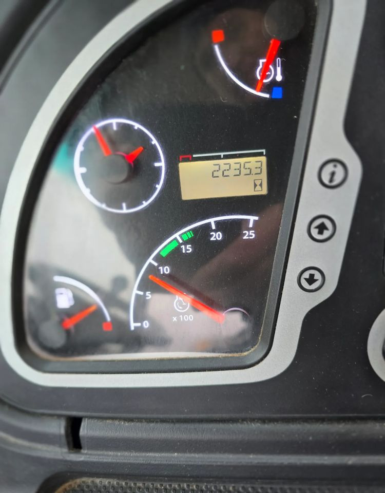 JCB - Ekskavaator-laadur: pilt 4 JCB - Ekskavaator-laadur: pilt 4