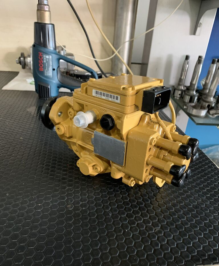 Bosch Caterpillar - Kütusepump - Veoauto: pilt 1 Bosch Caterpillar - Kütusepump - Veoauto: pilt 1