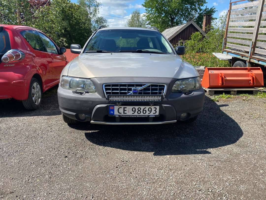 2001 Volvo XC70 EU-GODKJENT (rep.-objekt) - Auto: pilt 3 2001 Volvo XC70 EU-GODKJENT (rep.-objekt) - Auto: pilt 3