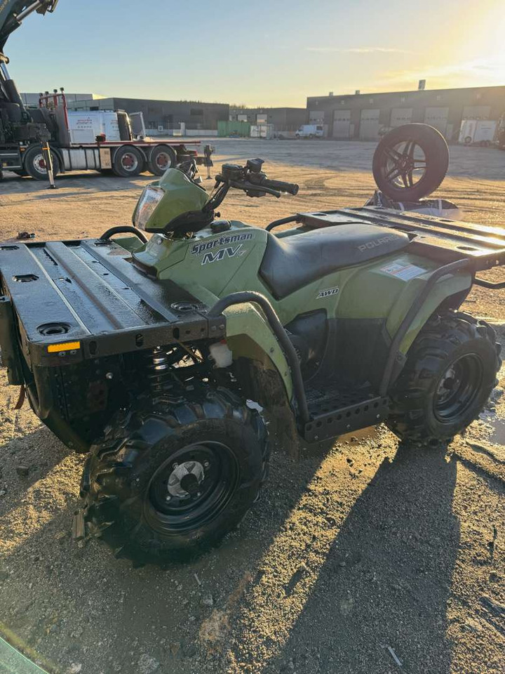 2004 ATV Polaris SPORTSMAN MV 700 HK (Kun kjørt 144 timer) - Mootorratta haagis: pilt 1 2004 ATV Polaris SPORTSMAN MV 700 HK (Kun kjørt 144 timer) - Mootorratta haagis: pilt 1