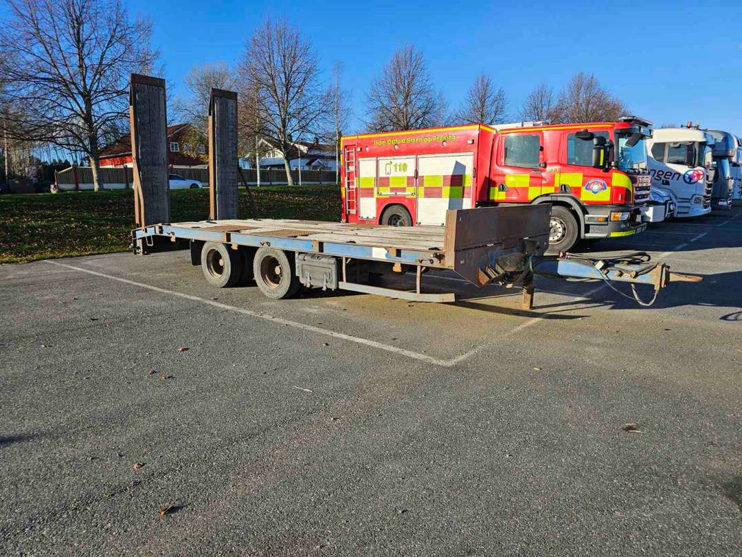 2006 Maskinhenger Zrust Trailer Zpt-18 EU-godkjent - Madal platvorm järelhaagis: pilt 2 2006 Maskinhenger Zrust Trailer Zpt-18 EU-godkjent - Madal platvorm järelhaagis: pilt 2