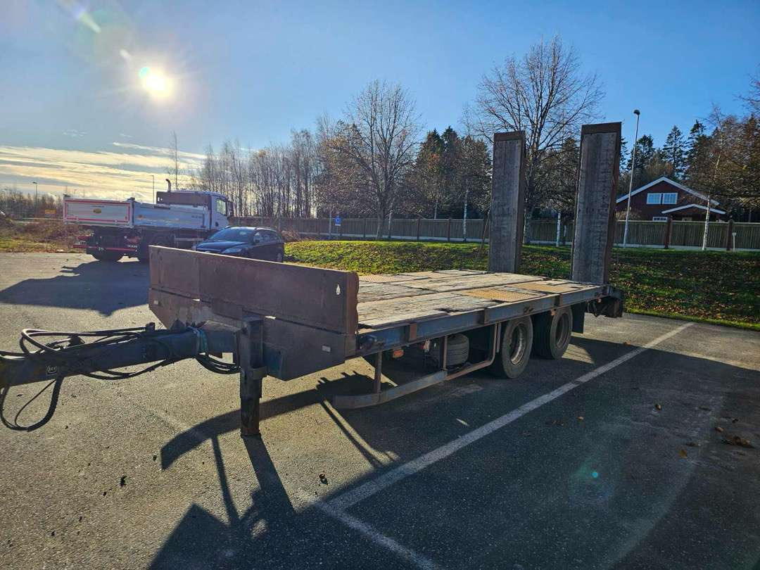 2006 Maskinhenger Zrust Trailer Zpt-18 EU-godkjent - Madal platvorm järelhaagis: pilt 1 2006 Maskinhenger Zrust Trailer Zpt-18 EU-godkjent - Madal platvorm järelhaagis: pilt 1