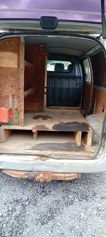 2008 Toyota Hiace 4WD og 2007 Toyota Hiace selges samlet - Auto: pilt 5 2008 Toyota Hiace 4WD og 2007 Toyota Hiace selges samlet - Auto: pilt 5