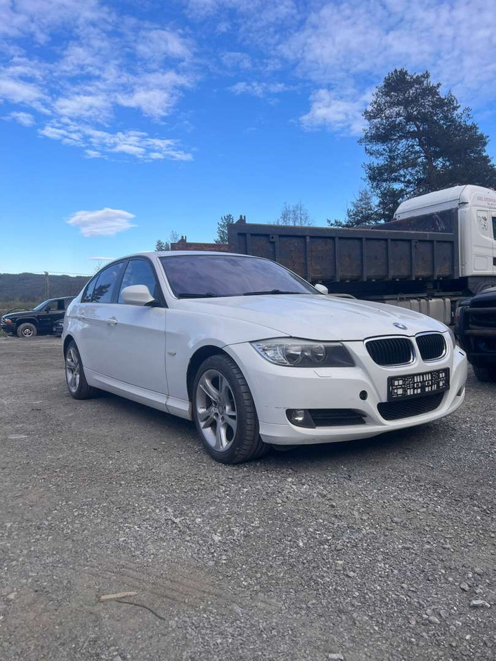 2009 BMW 316i Facelift (se mangellapp) - rep.-objekt - Sedaan: pilt 3 2009 BMW 316i Facelift (se mangellapp) - rep.-objekt - Sedaan: pilt 3