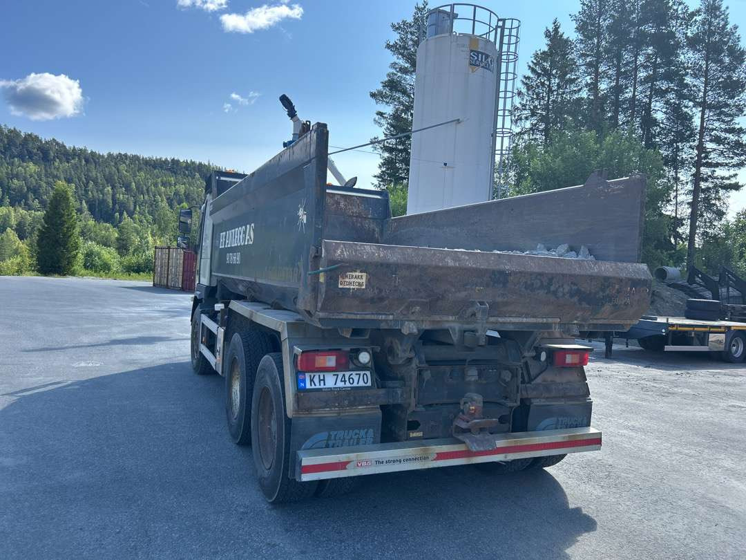 2011 Dumper VOLVO FM 500 Euroklasse 5T - Kallurauto: pilt 4 2011 Dumper VOLVO FM 500 Euroklasse 5T - Kallurauto: pilt 4