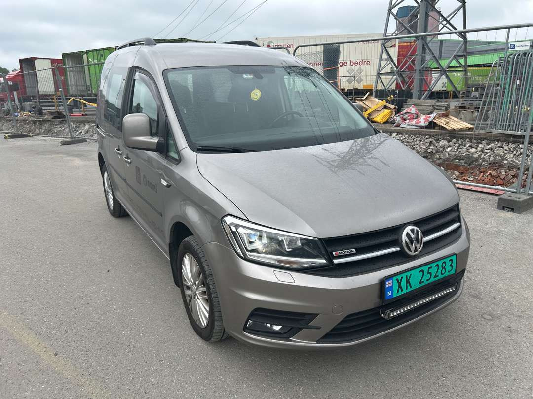 2016 Volkswagen VOLKSWAGEN CADDY EU-godkjent - Väike kaubik: pilt 2 2016 Volkswagen VOLKSWAGEN CADDY EU-godkjent - Väike kaubik: pilt 2