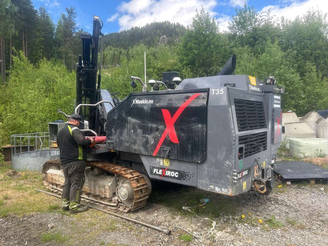 2018 Atlas Copco T35 flexiroc R - Puurimisplatvorm: pilt 1 2018 Atlas Copco T35 flexiroc R - Puurimisplatvorm: pilt 1
