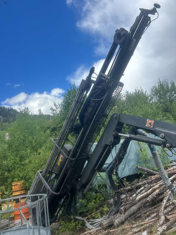 2018 Atlas Copco T35 flexiroc R - Puurimisplatvorm: pilt 4 2018 Atlas Copco T35 flexiroc R - Puurimisplatvorm: pilt 4