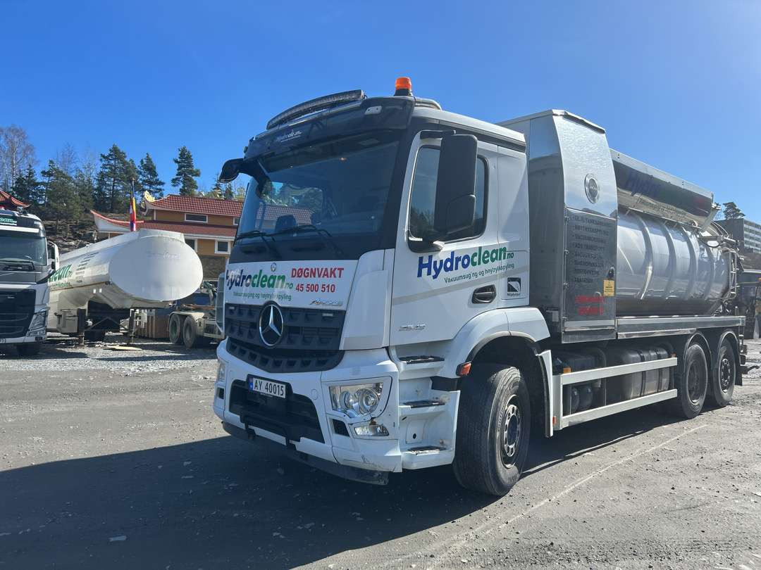 2019 Kombibil MERCEDES-BENZ AROCS 2543 KDIR EU-godkjent Euroklasse 6T - Vaakumveok: pilt 1 2019 Kombibil MERCEDES-BENZ AROCS 2543 KDIR EU-godkjent Euroklasse 6T - Vaakumveok: pilt 1