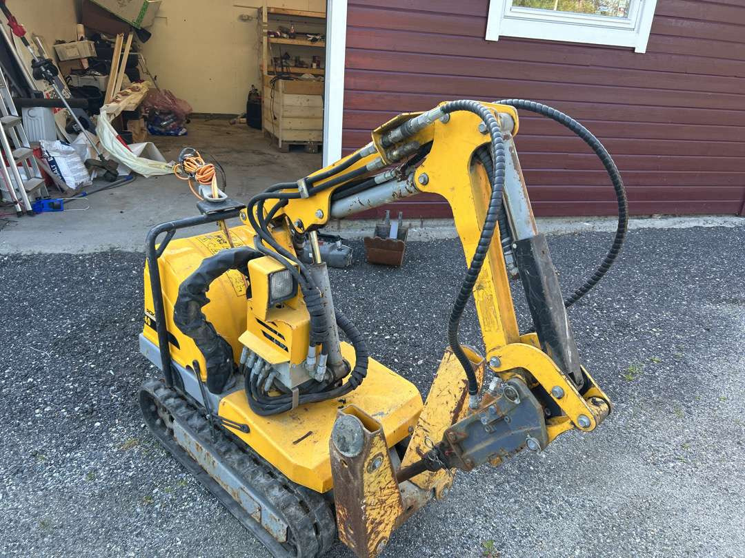 2006 elektrisk drevet rivningsrobot Fra Brokk 40 - Ehitusmasinad: pilt 2 2006 elektrisk drevet rivningsrobot Fra Brokk 40 - Ehitusmasinad: pilt 2