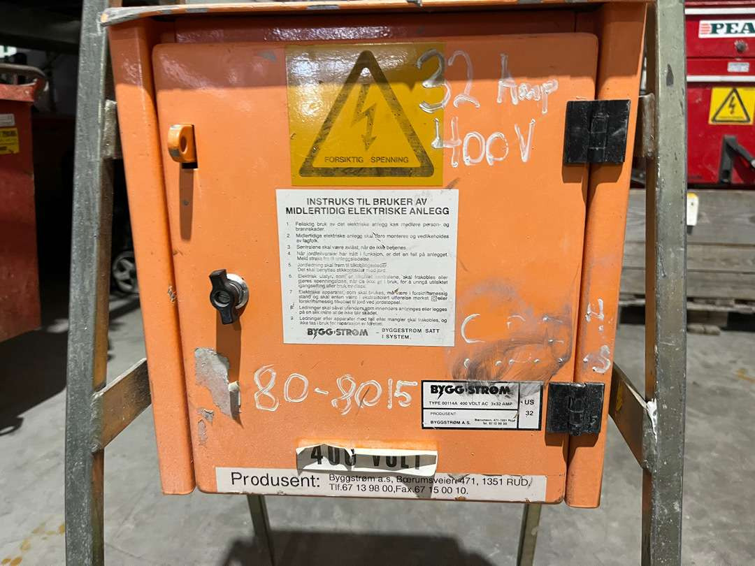 Strømskap fra Holte 400v - Tööriist/ Seadmed: pilt 3 Strømskap fra Holte 400v - Tööriist/ Seadmed: pilt 3