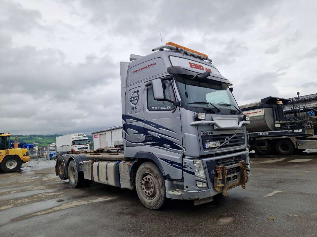 Volvo FH6X2-Krokbil med hydraulisk brøyteutstyr - Konkstõstukiga veoauto: pilt 1 Volvo FH6X2-Krokbil med hydraulisk brøyteutstyr - Konkstõstukiga veoauto: pilt 1