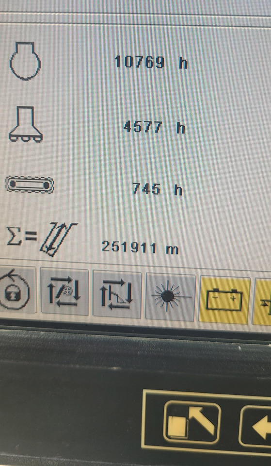 Puurimisplatvorm Atlas Copco D9c -11: pilt 42