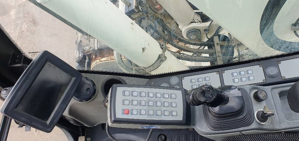 Lintekskavaator Liebherr R 914 compact: pilt 11