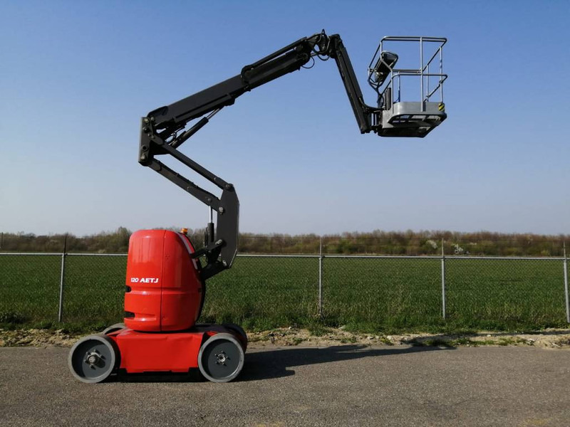 Manitou 120 AETJ3D - Liigendpoom: pilt 2 Manitou 120 AETJ3D - Liigendpoom: pilt 2