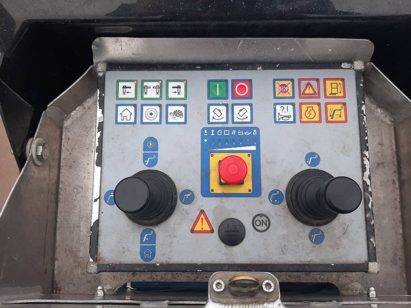 Palfinger P 260 B - Veoautolt tõusev platvorm: pilt 2 Palfinger P 260 B - Veoautolt tõusev platvorm: pilt 2
