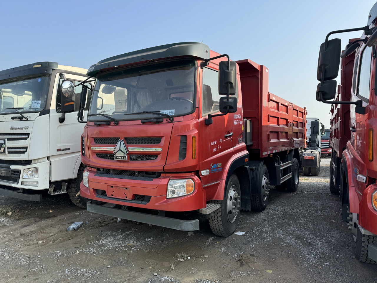 SINOTRUCK HOWO - Kallurauto: pilt 1 SINOTRUCK HOWO - Kallurauto: pilt 1