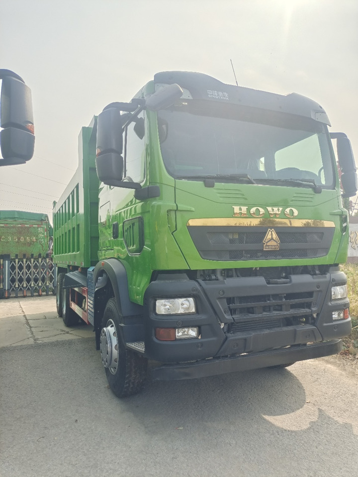 SINOTRUCK HOWO - Kallurauto: pilt 1 SINOTRUCK HOWO - Kallurauto: pilt 1