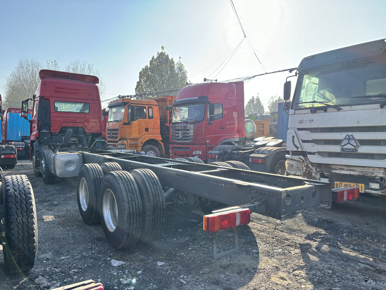 SINOTRUCK HAOHAN N7 - Sadulveok: pilt 4 SINOTRUCK HAOHAN N7 - Sadulveok: pilt 4