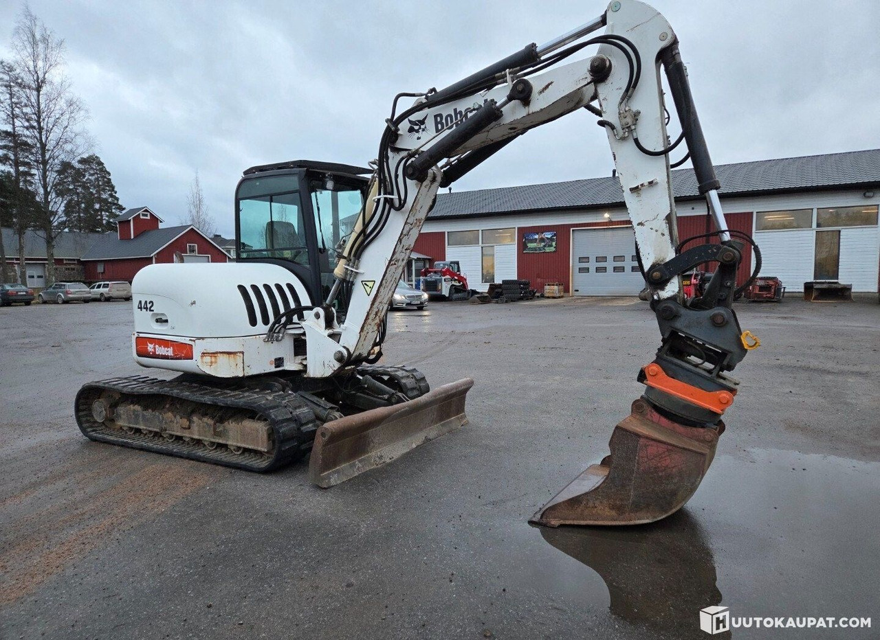 Bobcat 442, 2006, Diesel, 4,565 h Excavator, Honkajoki - Miniekskavaator: pilt 4 Bobcat 442, 2006, Diesel, 4,565 h Excavator, Honkajoki - Miniekskavaator: pilt 4