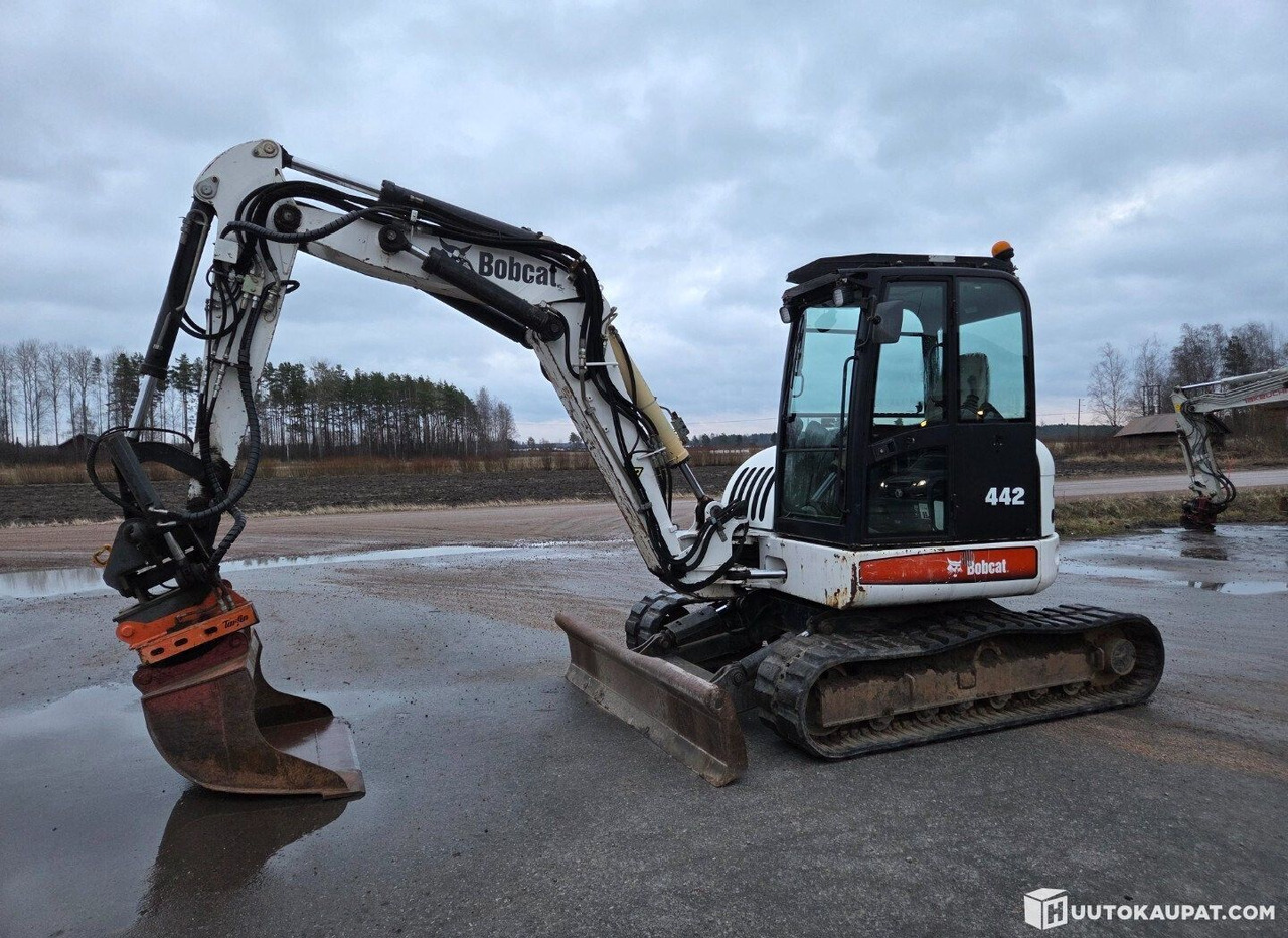 Bobcat 442, 2006, Diesel, 4,565 h Excavator, Honkajoki - Miniekskavaator: pilt 1 Bobcat 442, 2006, Diesel, 4,565 h Excavator, Honkajoki - Miniekskavaator: pilt 1