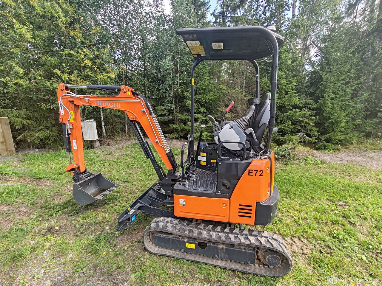 Hitachi ZX19U, reilu 90H ajettu, 2016., Eurajoki - Miniekskavaator: pilt 4 Hitachi ZX19U, reilu 90H ajettu, 2016., Eurajoki - Miniekskavaator: pilt 4