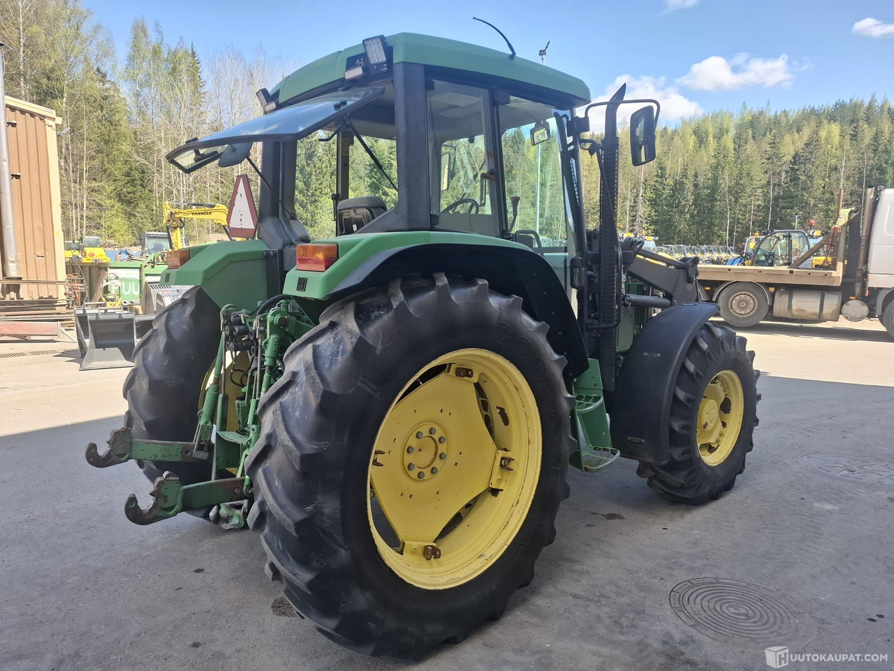 John Deere 6400, 1997 Traktori, Sis alv 25,5%, Nurmijärvi - Traktor: pilt 3 John Deere 6400, 1997 Traktori, Sis alv 25,5%, Nurmijärvi - Traktor: pilt 3