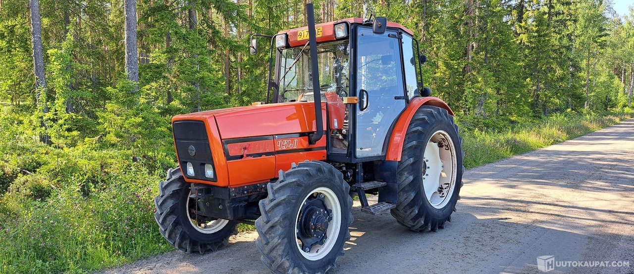Zetor 9540 Turbo, 1996, 4.2 l, Diesel, 3 542 h Traktori, Kruunupyy - Põllutööseade: pilt 1 Zetor 9540 Turbo, 1996, 4.2 l, Diesel, 3 542 h Traktori, Kruunupyy - Põllutööseade: pilt 1