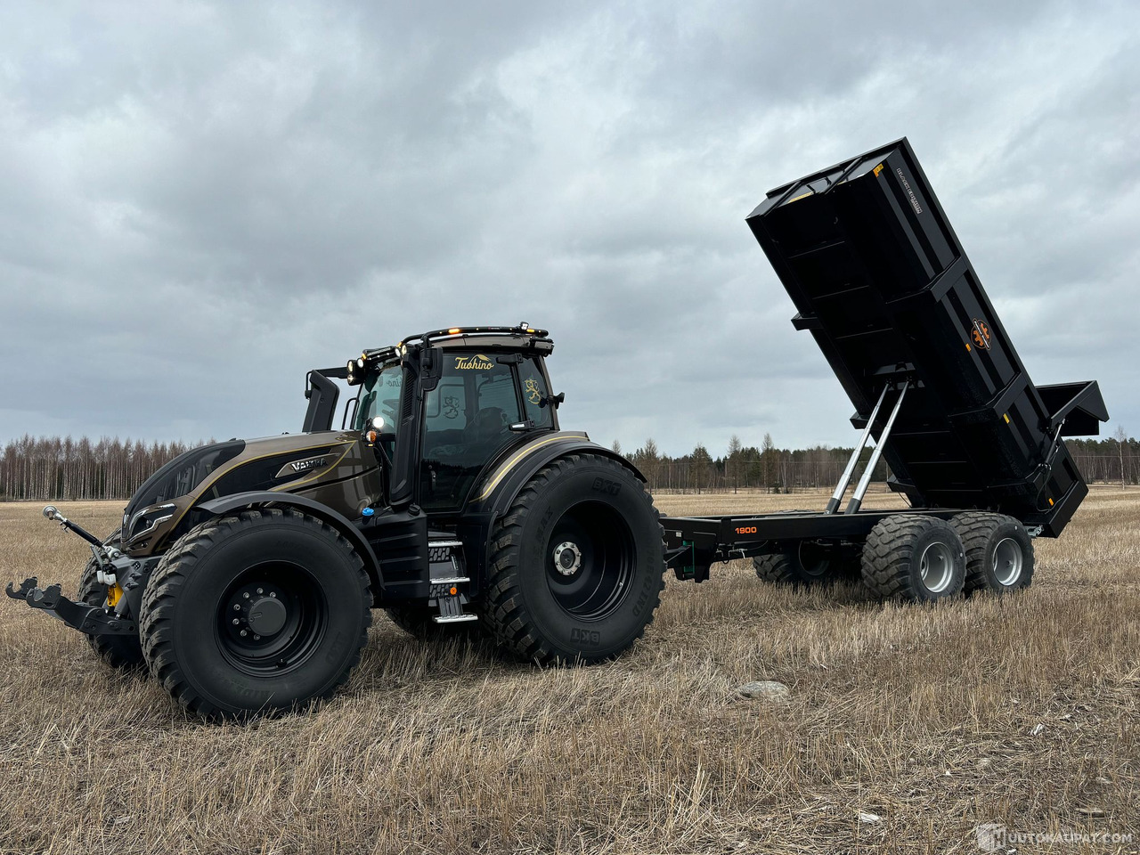 Valtra T 195 + Palmse Trailer, 2024 Tästä kylän komein yhdistelmä!, Kempele - Traktor: pilt 4 Valtra T 195 + Palmse Trailer, 2024 Tästä kylän komein yhdistelmä!, Kempele - Traktor: pilt 4