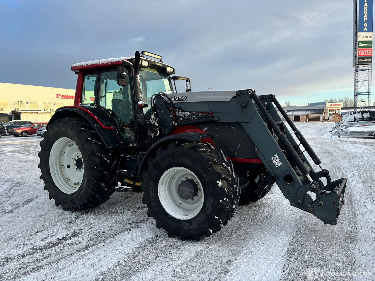 Valtra T131H kuormaajalla.Todella siisti ja vähän ajettu!, 2008 MTK25, Tornio - Traktor: pilt 2 Valtra T131H kuormaajalla.Todella siisti ja vähän ajettu!, 2008 MTK25, Tornio - Traktor: pilt 2