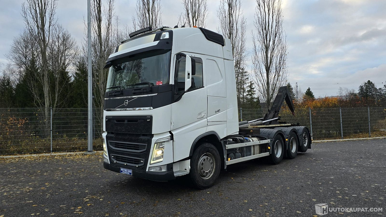 Volvo FH540 8x4, koukkulava kuorma-auto, 2017, Vantaa - Konkstõstukiga veoauto: pilt 1 Volvo FH540 8x4, koukkulava kuorma-auto, 2017, Vantaa - Konkstõstukiga veoauto: pilt 1