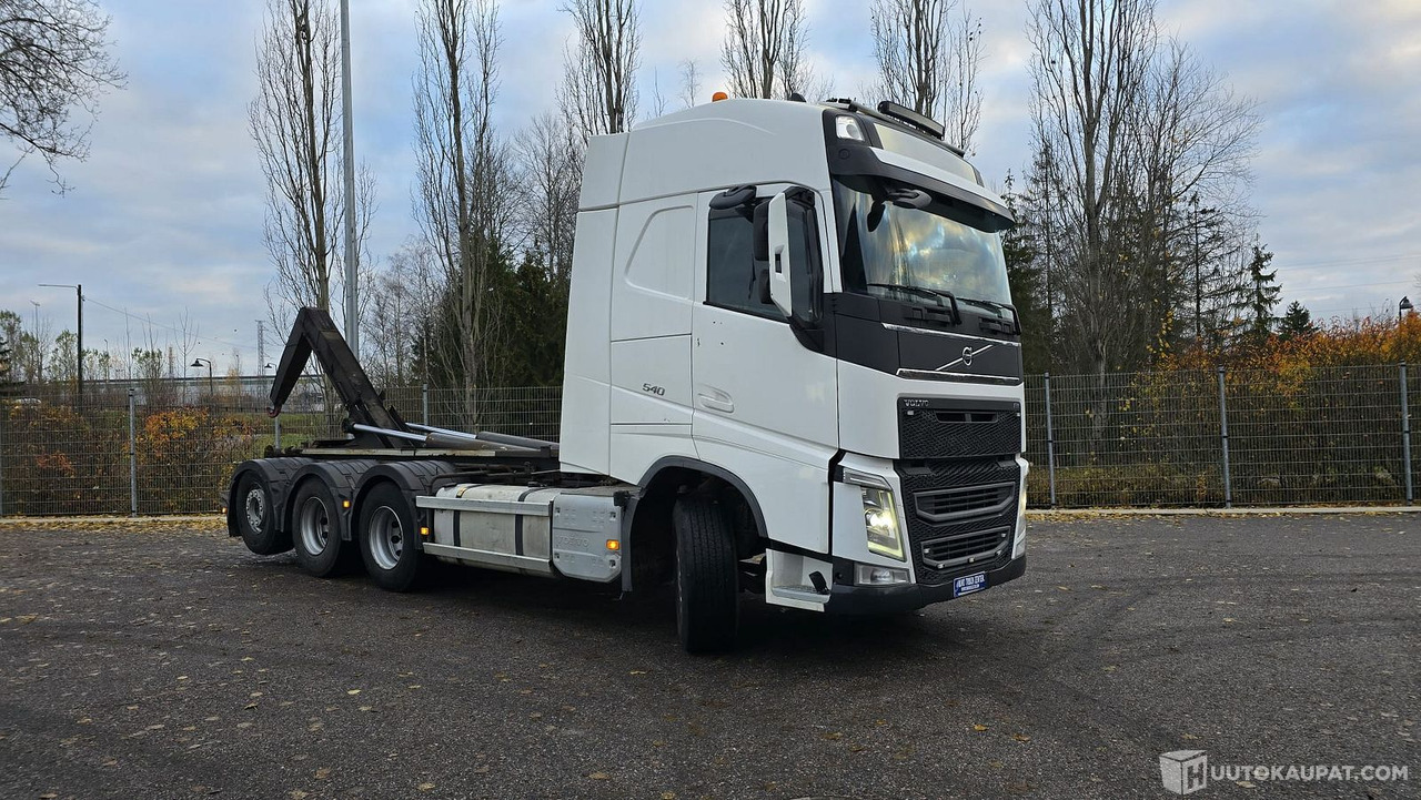 Volvo FH540 8x4, koukkulava kuorma-auto, 2017, Vantaa - Konkstõstukiga veoauto: pilt 4 Volvo FH540 8x4, koukkulava kuorma-auto, 2017, Vantaa - Konkstõstukiga veoauto: pilt 4