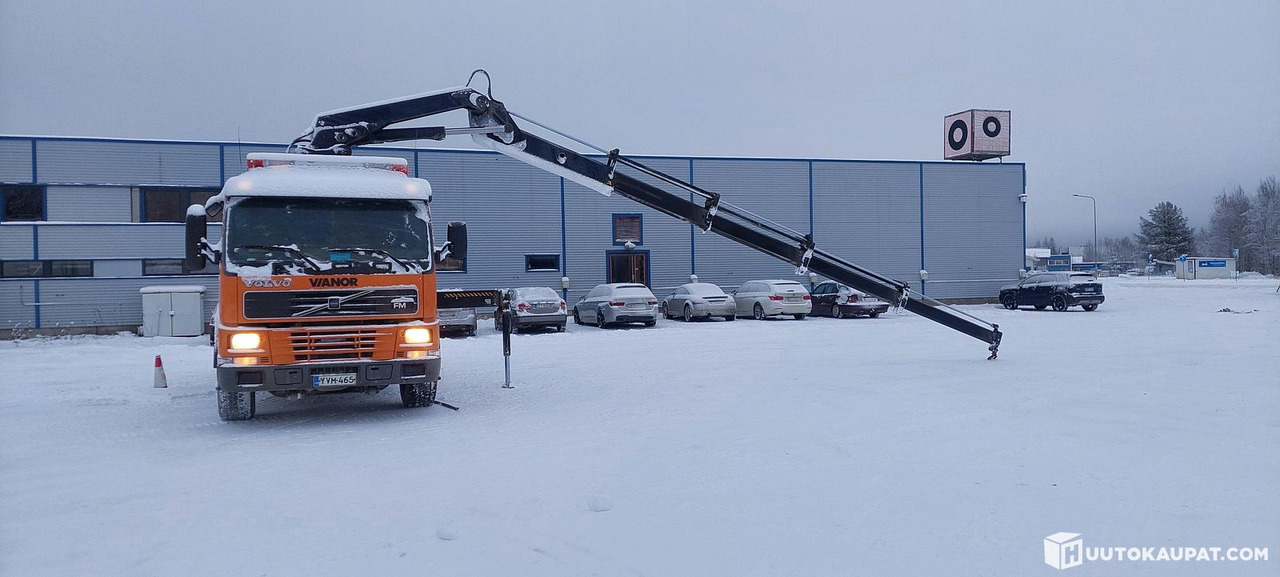 Volvo FM7, 1999, Kajaani - Madelveok/ Platvormveok, Kraanaga veoauto: pilt 3 Volvo FM7, 1999, Kajaani - Madelveok/ Platvormveok, Kraanaga veoauto: pilt 3