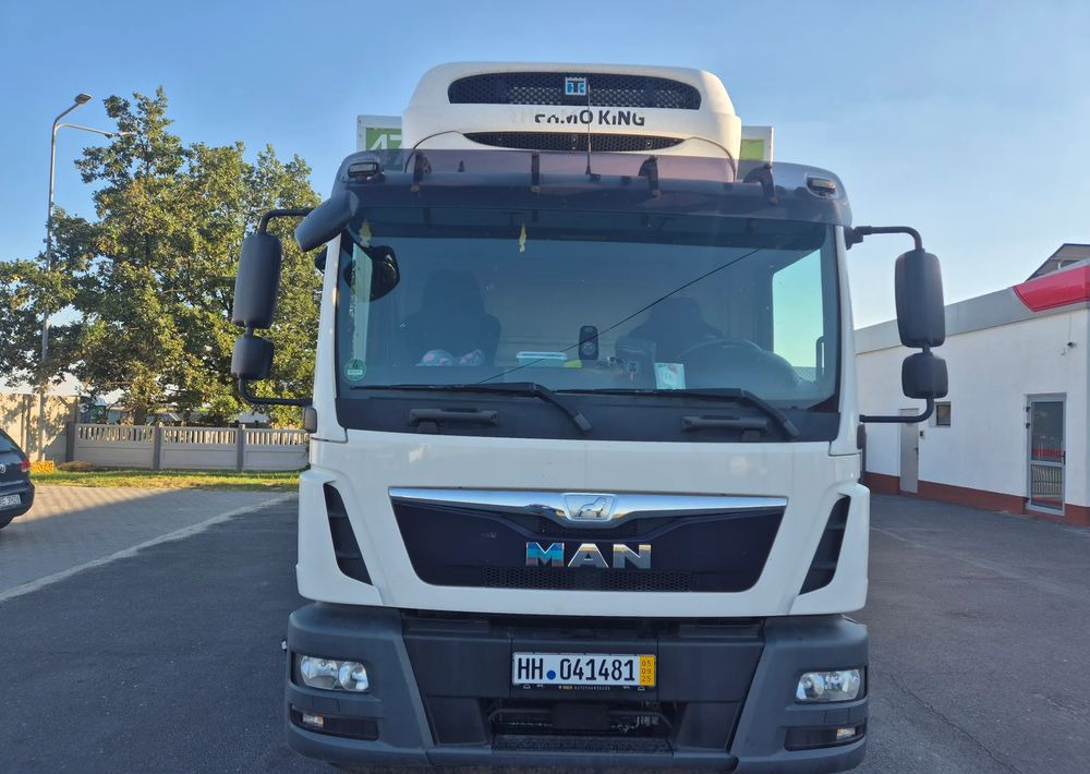MAN TGM 15.250 7.5m winda AUTOMAT KLIMA z Niemiec EURO 6 / CHŁODNIA T-1000R THERMOKING - Külmutiga veoauto: pilt 2 MAN TGM 15.250 7.5m winda AUTOMAT KLIMA z Niemiec EURO 6 / CHŁODNIA T-1000R THERMOKING - Külmutiga veoauto: pilt 2