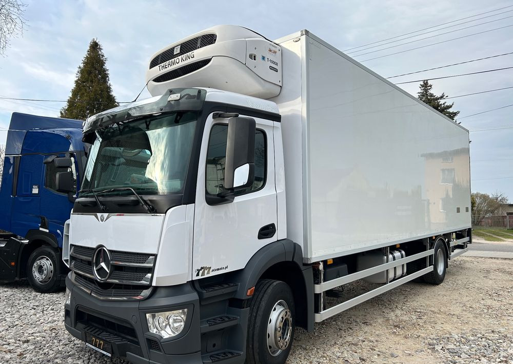 Mercedes-Benz Antos 1824 THERMO King DRZWI + winda + 2x drzwi boczne / 8.3m / z Holandii / KLIMA LEKKI / Axor man Tgm T1000-R - Külmutiga veoauto: pilt 1 Mercedes-Benz Antos 1824 THERMO King DRZWI + winda + 2x drzwi boczne / 8.3m / z Holandii / KLIMA LEKKI / Axor man Tgm T1000-R - Külmutiga veoauto: pilt 1