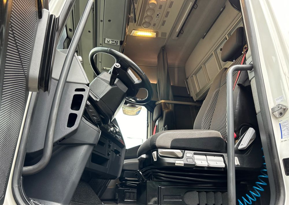 Sadulveok Renault HIGH GAMA T480 2019 SALON PL VIN: KD ! 13l STANDARD STANDARD / KLIMA POSTOJOWA / FULL OPCJA /  T520 T440 / TOP STAN GAMA T: pilt 9