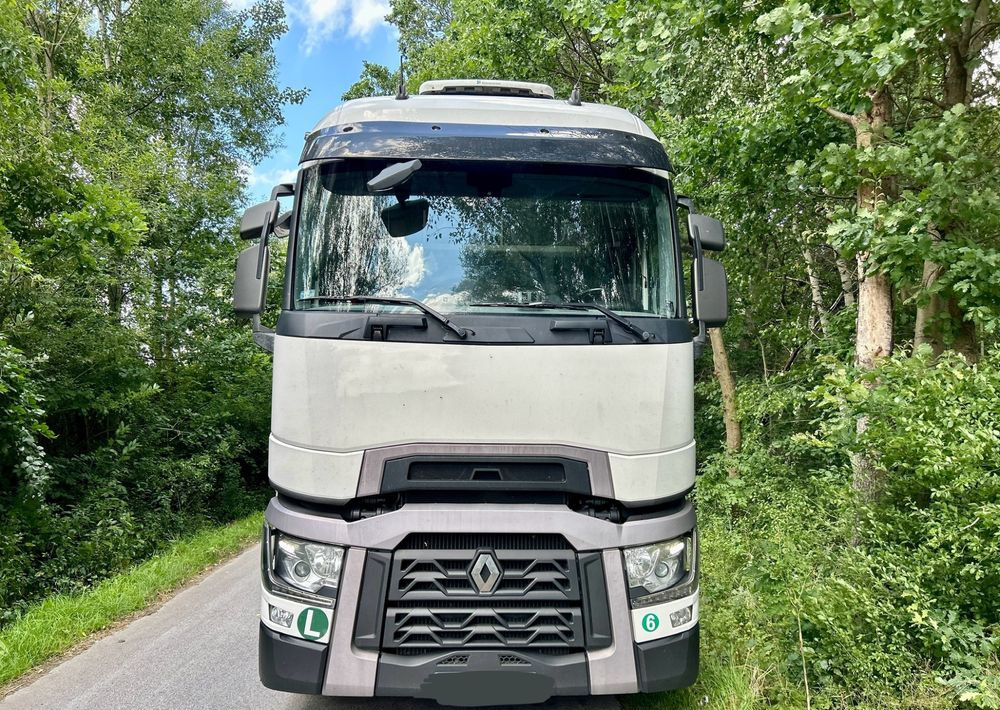 Renault HIGH GAMA T480 2019 SALON PL VIN: KD ! 13l STANDARD STANDARD / KLIMA POSTOJOWA / FULL OPCJA / T520 T440 / TOP STAN GAMA T - Sadulveok: pilt 3 Renault HIGH GAMA T480 2019 SALON PL VIN: KD ! 13l STANDARD STANDARD / KLIMA POSTOJOWA / FULL OPCJA / T520 T440 / TOP STAN GAMA T - Sadulveok: pilt 3