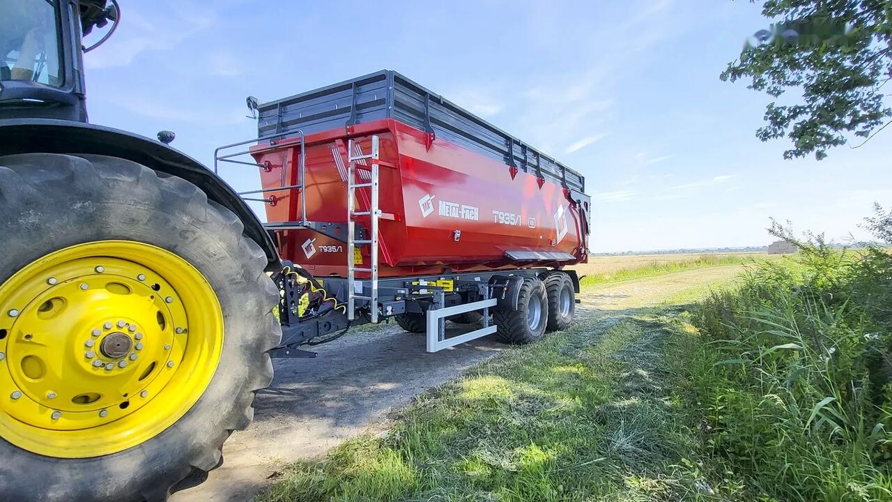 Metal-Fach Przyczepa skorupowa tandem T935/1 – 18t - Põllutöö järelhaagis: pilt 5 Metal-Fach Przyczepa skorupowa tandem T935/1 – 18t - Põllutöö järelhaagis: pilt 5