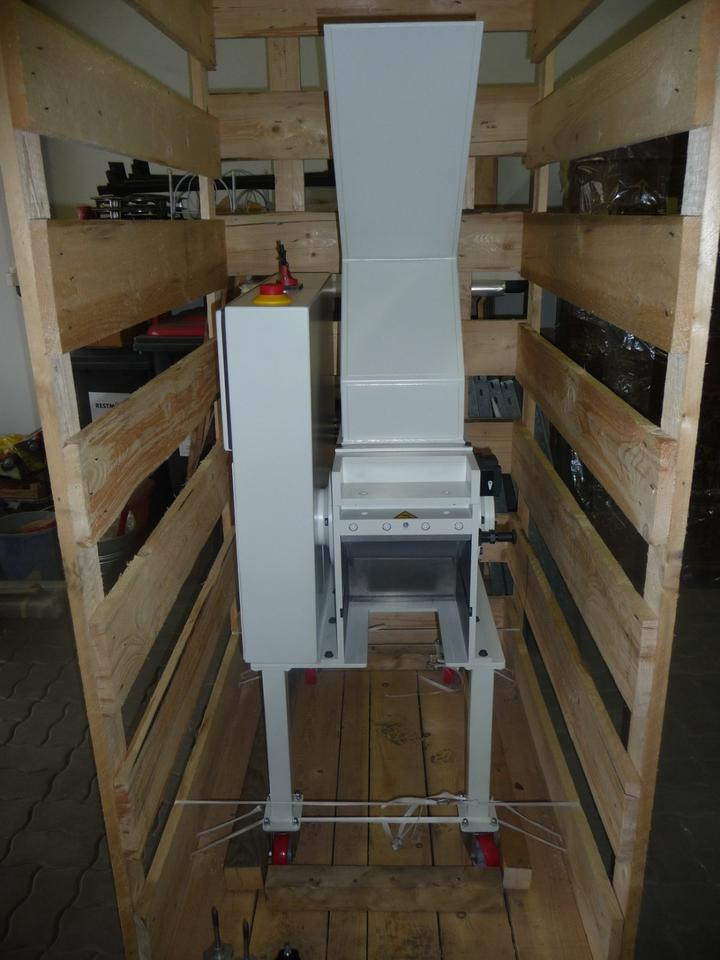 Schneidmühle CM 1000 - Tööstuslik purustaja: pilt 3 Schneidmühle CM 1000 - Tööstuslik purustaja: pilt 3