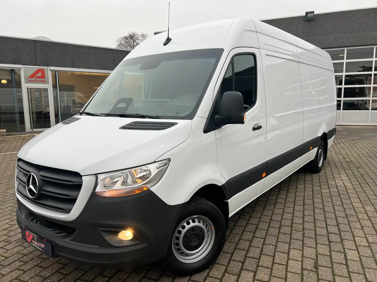 Mercedes-Benz Sprinter 317 L3H2 (48.500€ex) Facelift | 3.5T Trekhaak - Kaubik: pilt 3 Mercedes-Benz Sprinter 317 L3H2 (48.500€ex) Facelift | 3.5T Trekhaak - Kaubik: pilt 3