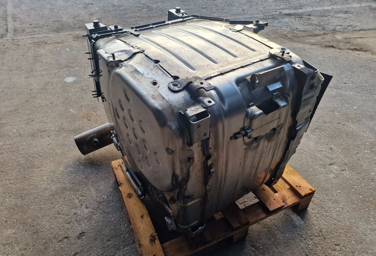 Scania Katalizator DPF R XPI Euro 6 DC13 2164453 2158333 Scania R XPI 410 Euro 6 DC13 2164453 2158333 truck - Summuti - Veoauto: pilt 2 Scania Katalizator DPF R XPI Euro 6 DC13 2164453 2158333 Scania R XPI 410 Euro 6 DC13 2164453 2158333 truck - Summuti - Veoauto: pilt 2