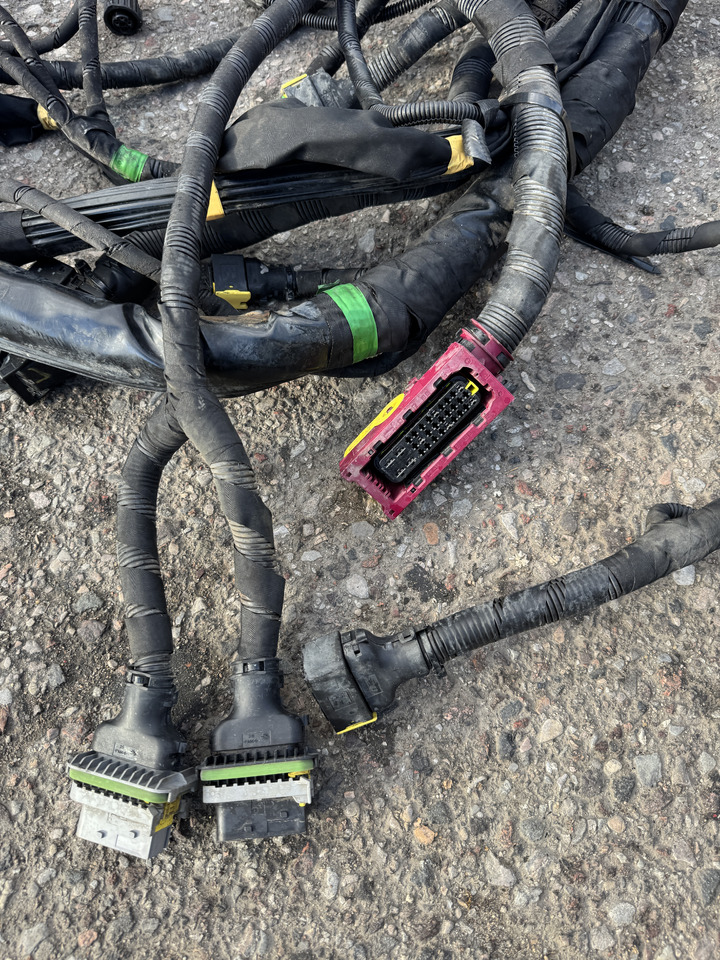 Ford F-Max - Elektrisüsteem: pilt 5 Ford F-Max - Elektrisüsteem: pilt 5