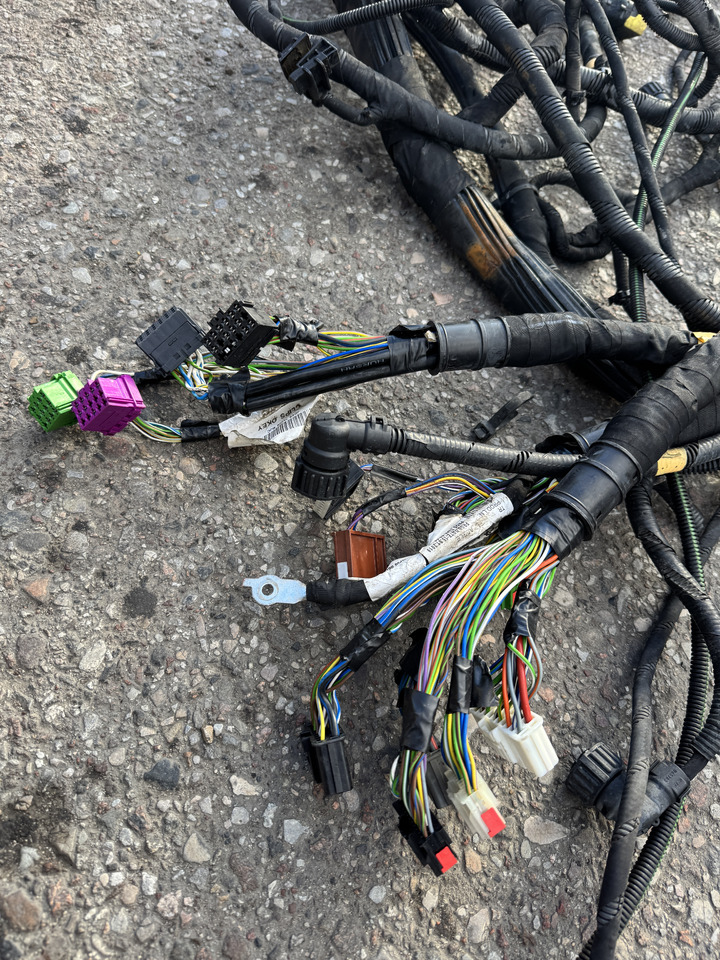 Ford F-Max - Elektrisüsteem: pilt 4 Ford F-Max - Elektrisüsteem: pilt 4